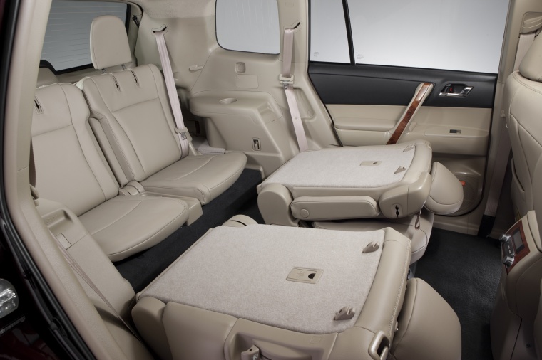 2012 Toyota Highlander Third Row Seats Picture / Pic / Image